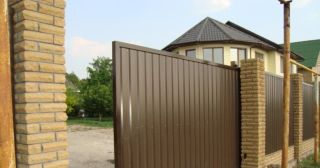 Купить откатные ворота из профнастила Петергоф, цена от 1757 руб.